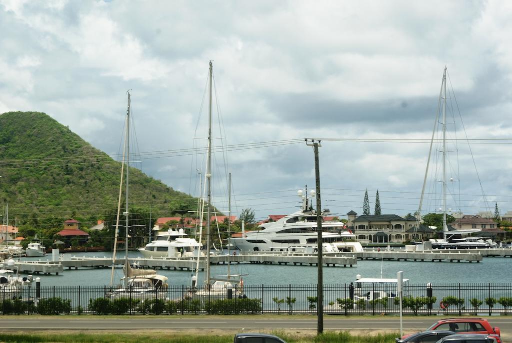 Bay Gardens Marina Haven 호텔 그로스 아일릿 외부 사진